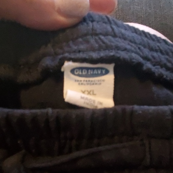 Black flowy shorts - Picture 3 of 5